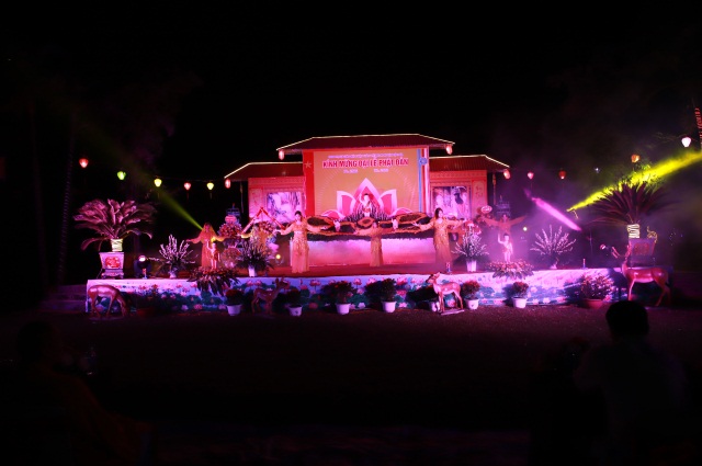 Phật giáo huyện Lộc Hà tổ chức đại lễ Phật đản PL 2566 - DL 2022